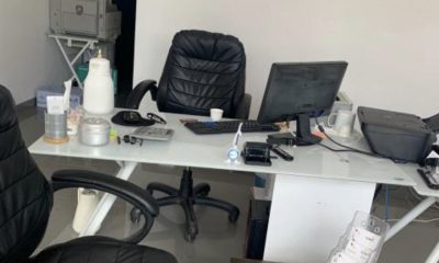 للتقبيل مكتب خدمات عامة